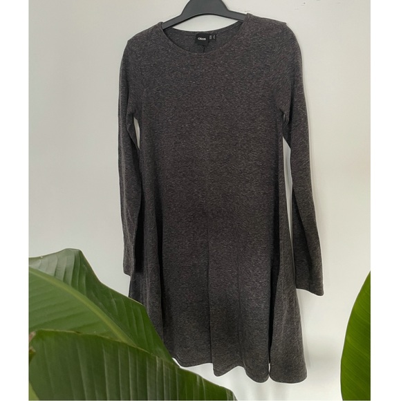 ❌SOLD❌ Asos long sleeve swing dress - Size: S - Picture 4 of 10